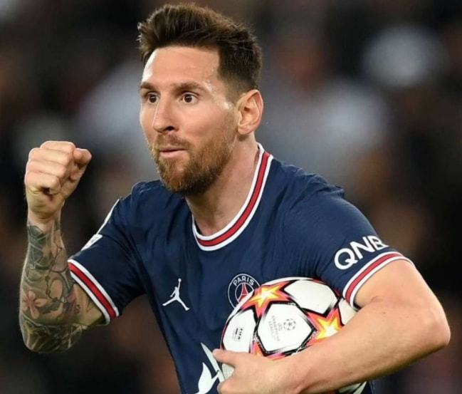 亚博_里尔中后场站位合理(里尔比赛)