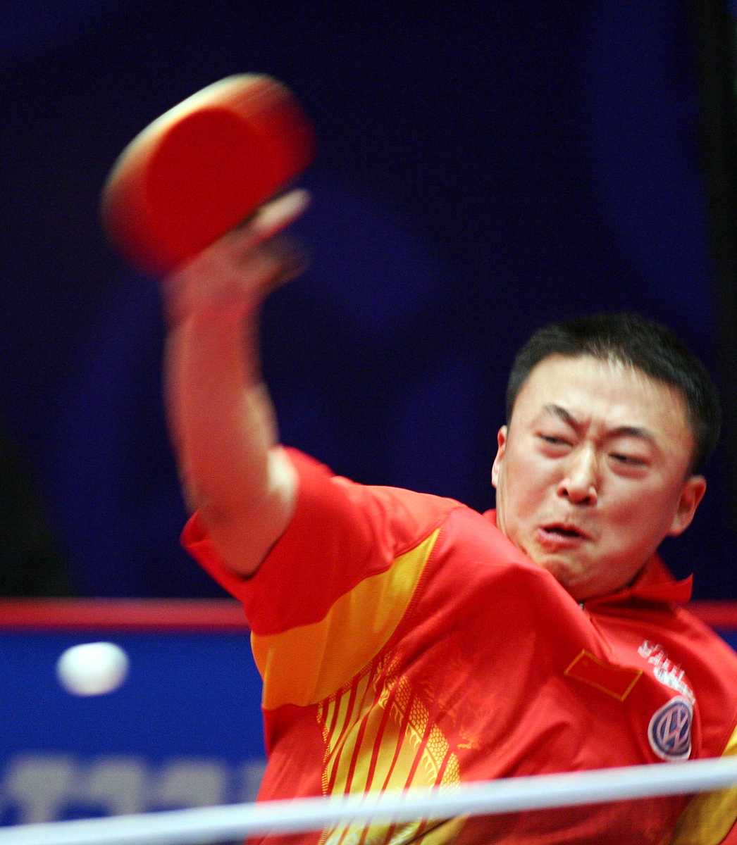 Yabo_勇敢无畏，球员们在赛场上勇敢争战的简单介绍