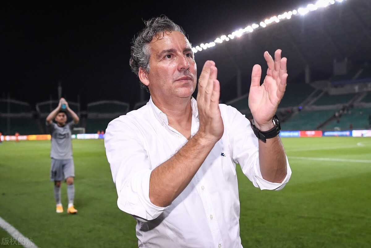 Yabo_临场指挥果断有力，局面迅速打开